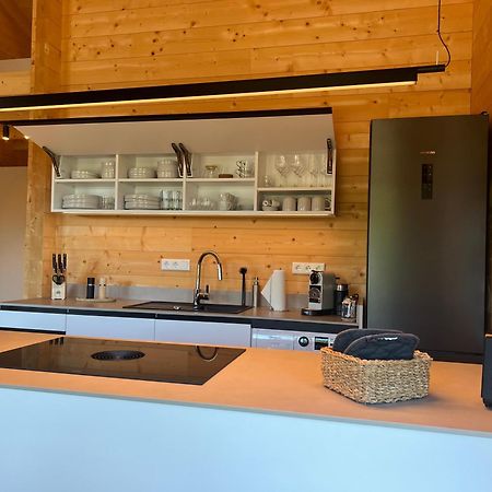 Netten Naturerlebnis Holz-Chalets Daun Exteriör bild