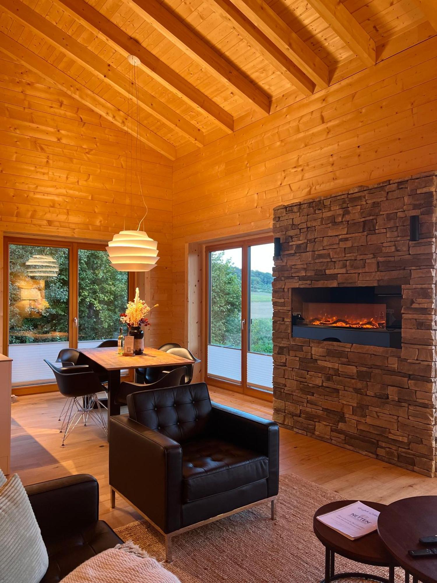 Netten Naturerlebnis Holz-Chalets Daun Exteriör bild