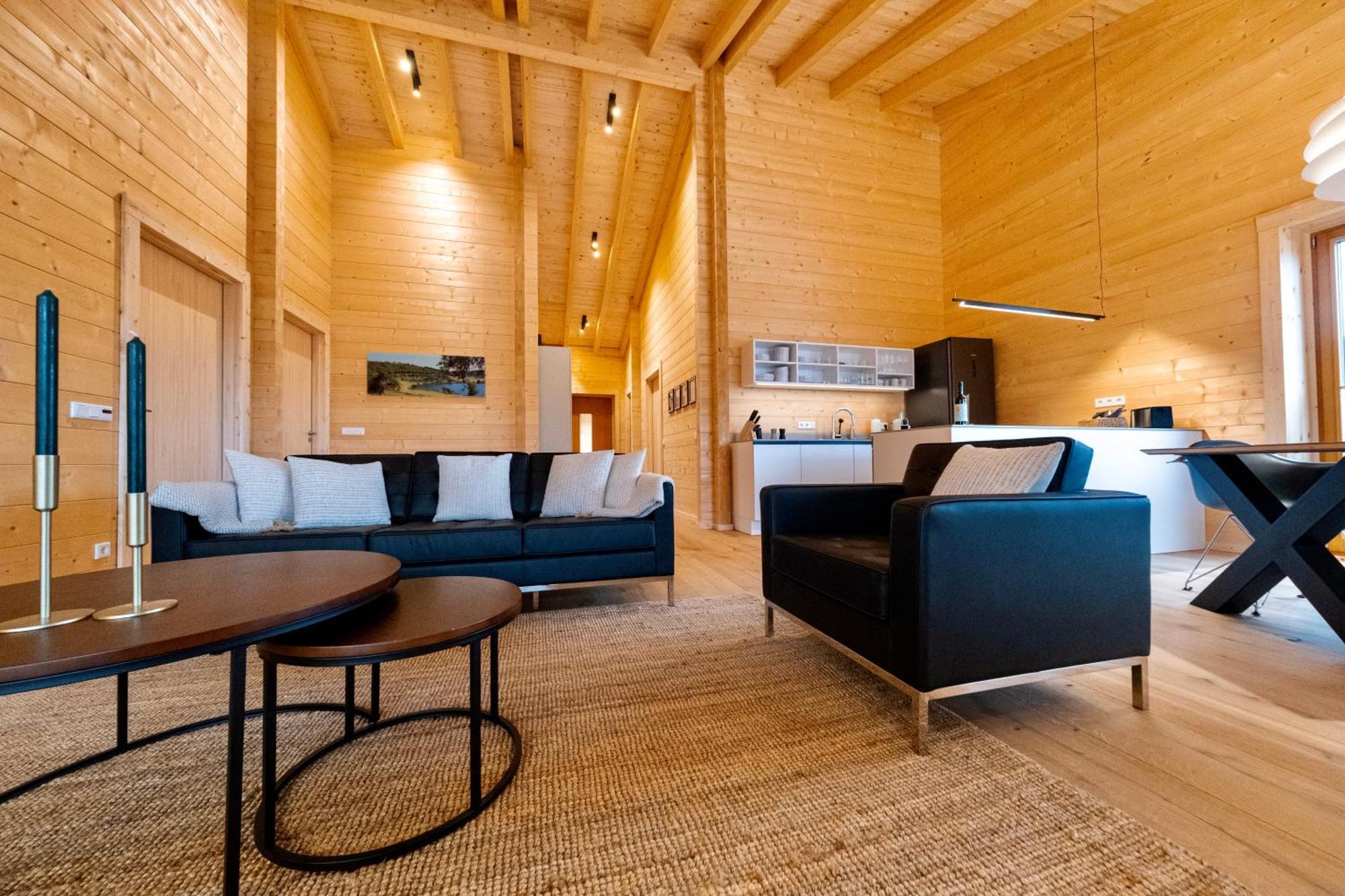 Netten Naturerlebnis Holz-Chalets Daun Exteriör bild
