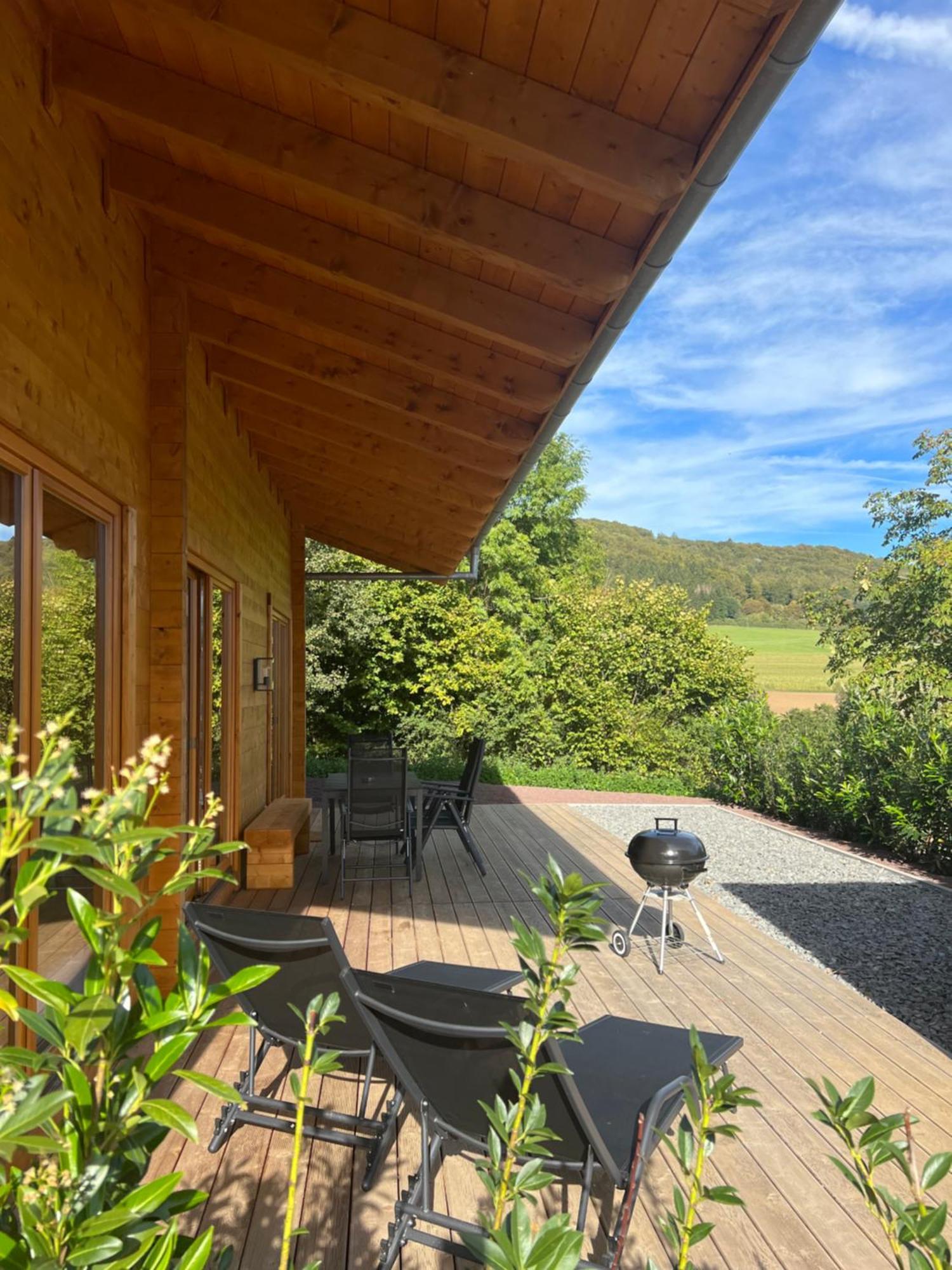 Netten Naturerlebnis Holz-Chalets Daun Exteriör bild